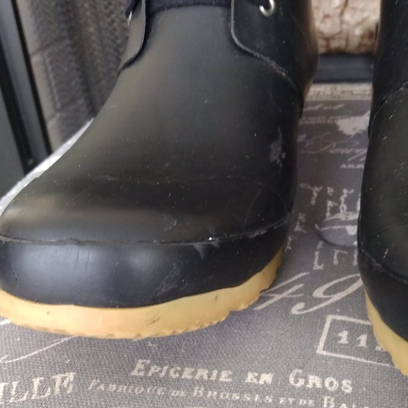 Women's Tommy Hilfiger Rain Boots - Picture 3 of 5